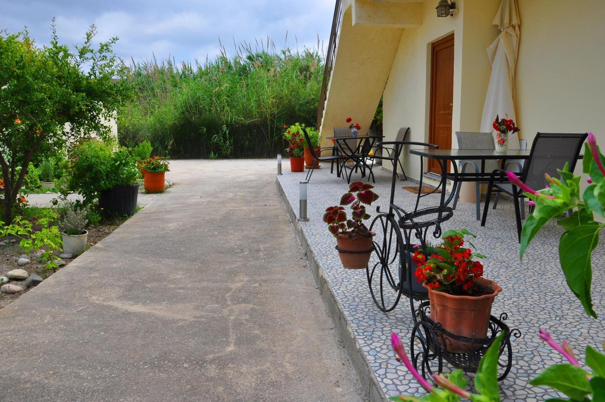 Dimitra Apartments Sitía Extérieur photo