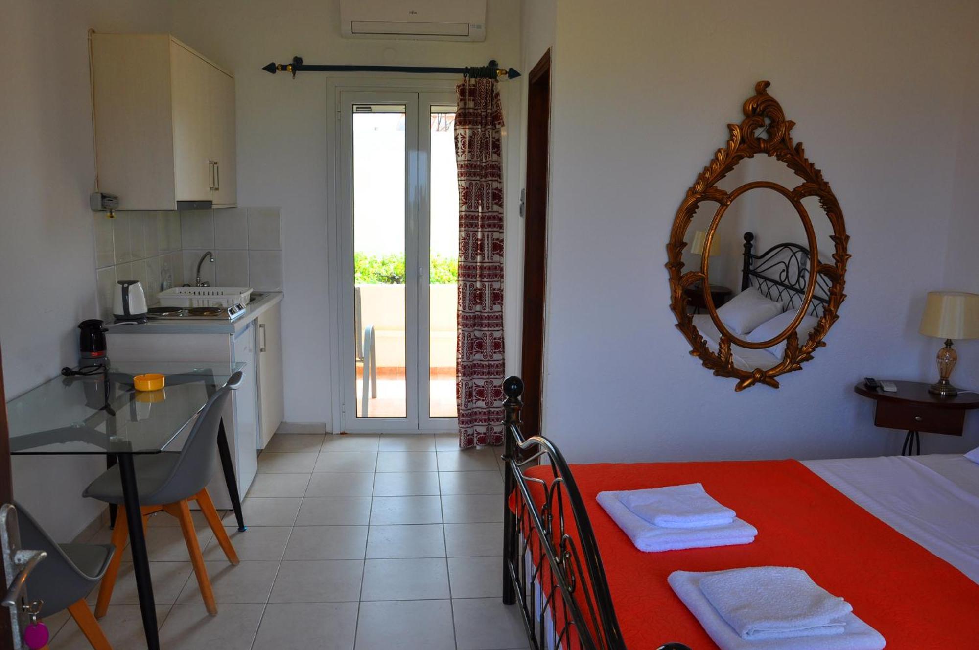 Dimitra Apartments Sitía Extérieur photo