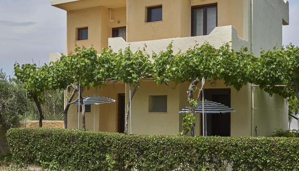 Dimitra Apartments Sitía Extérieur photo